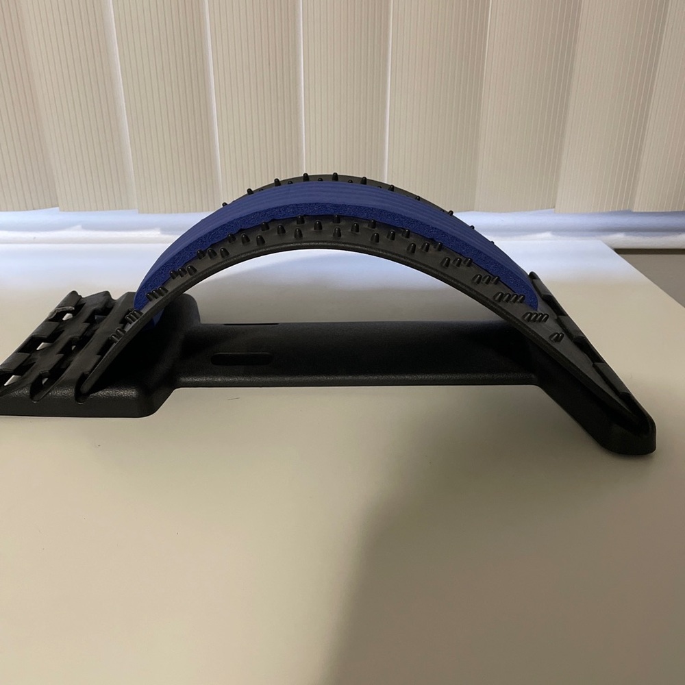 Waist Relax Mate Multi-Level Back Stretching Device,Back Massager for Bed,Chair,